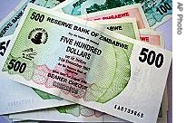 New Zimbabwean bank notes introduced by the Reserve bank governor in Harare, Wednesday, August 2, 2006