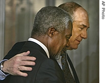 Israeli Prime Minister Ehud Olmert, right, and U.N Secretary-General Kofi Annan leave a joint press conference at the Prime Minister's residency in Jerusalem, Wednesday August 30, 2006