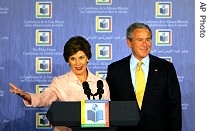 Laura Bush (left) and President Bush