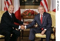 President Bush meets with French President Jacques Chirac during bilateral meetings related to the U.N. General Assembly in New York, Tuesday, Sept. 19, 2006