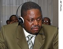 Paul Mangwana 