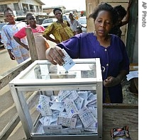 Nigerians vote in local elections 