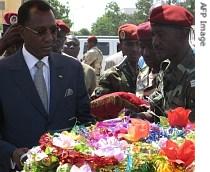 Chadian President Idriss Deby pays his respects in Ndjamena to the late deputy Army Chief of Staff killed during clashes between rebels and the Chadian Army in the East of the Country