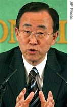 South Korea's Foreign Minister Ban Ki-moon gestures while answering questions at a press conference in Tokyo 