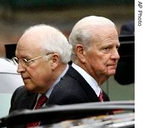 Former Secretary of State James Baker, co-chairman of Iraq Study Group, walks past with Vice President Dick Cheney, after meeting with President Bush, 13 Nov 2006<br />