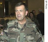 Lieutenant-General Peter Chiarelli (file photo)