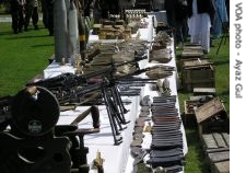 Al-Qaida weapons cache seized by Pakistani troops
