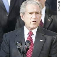 President Bush speaks in the Rose Garden of the White House after meeting with members of his Cabinet, 03 Jan 2007