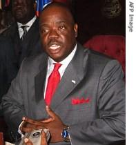 Liberia's parliamentary speaker Edwin Snowe told reporters that he is still in power at a press conference in Monrovia