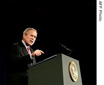 President Bush speaks on the Global War on Terrorism at the Mayflower Hotel in Washington, 15 Feb 2007