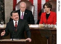 King Abdullah (l) gestures while addresses a joint meeting of Congress on Capitol Hill in Washington, 7 Mar 2007