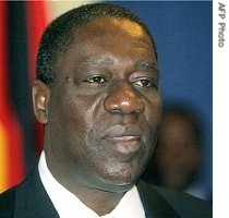 Gyude Bryant (2004 file photo)