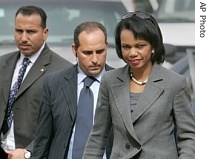 US Secretary of State Condoleezza Rice arrives at the Old Cataract Hotel in Aswan, Egypt, 24 Mar 2007