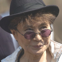 Yoko Ono at dedication ceremony on April 2, 2007