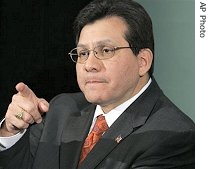 US Attorney General Alberto Gonzales takes a question during a news conference in Washington, (file photo)