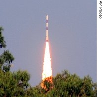 India's <i>Polar Satellite Launch Vehicle</i>, <i>PSLV-C8</i>, carrying Italian satellite <i>Agile</i> soars into a clear sky in a perfect lift off from the spaceport in Sriharikota, India, 23 Apr 2007