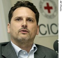 Pierre Kraehenbuehl, director of operations of the International Committee of the Red Cross, ICRC, speaks about the situation of civilians in Iraq, during a press conference in Geneva, 11 Apr 2007