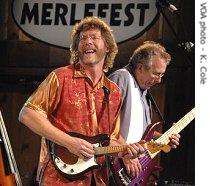 Sam Bush performs at 2007 Merlefest