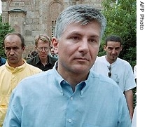 Zoran Djindic (1999 file photo)