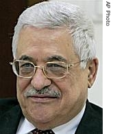 Palestinian President Mahmoud Abbas, smiles while heading up a meeting with PLO executive committee in Ramallah, 04 Jun 2007