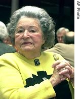 Lady Bird Johnson (2002 photo)