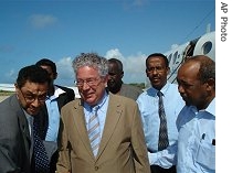 Georges-Marc Andrea, centre, the new European Union (EU) envoy for Somalia, as he arrived at Aden Adde International airport in Mogadishu, 05 Jul 2007