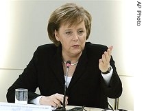 German Chancellor Angela Merkel delivers a speech at the Security Conference in Munich, southern Germany, 19 Feb 2007