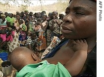 A Mozambiquan mother breastfeeds her baby in Meringue (file photo)