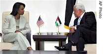 Condoleezza Rice, left, meets with Mahmoud Abbas in Ramallah, 02 Aug 2007