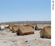 A recent photo from files of UNHCR-built tent-camp for Palestinians in Iraq, near Syrian border 