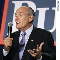 Republican presidential hopeful Rudy Giuliani speaks during a town hall meeting at the Woodrow Wilson junior high school, in Council Bluffs, Iowa, 18 July 2007