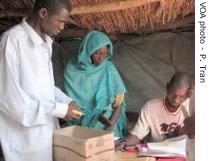Refugees seek health services; Koukou, Chad