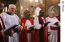Rev. William Leo Murdoch, second left, and Rev. Canon Dr. Will Gillespie Atwood III, right, pray with Kenyan Bishops, Nairobi, Kenya, 30 Aug 2007