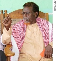 Sheik Hassan Dahir Aweys, (2006 file photo)