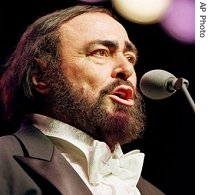 Italian tenor Luciano Pavarotti (file photo)