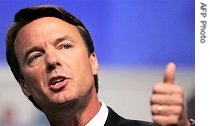 John Edwards addresses the American Federation of State, County and Municipal Employees (AFSCME) during its National Leadership Conference in Washington, DC, 19 June, 2007 