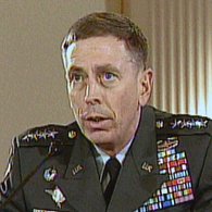 U.S. Gen. David Petraeus testifies on the situation of Iraq before the House Armed Services Committee on Capitol Hill in Washington, 10 Sep 2007