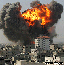 Israeli air strike in Rafah, Gaza, on 13 January 2009 