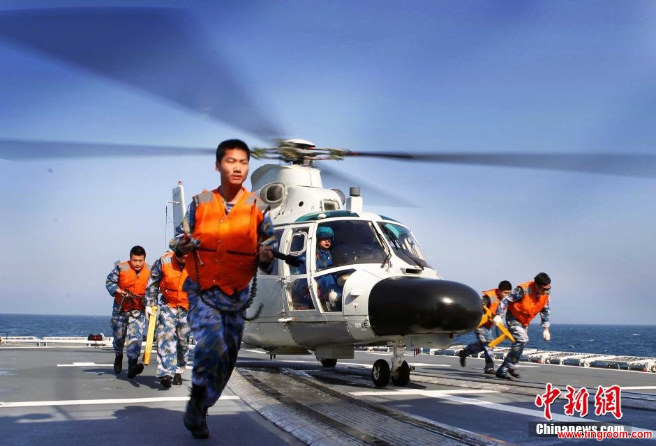 The Chinese and Russian navies have concluded their live-fire drills in the East China Sea.