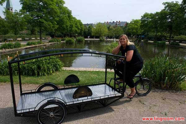 Undertaker Sille Kongstad&rsquo;s new hearse is about to make it&rsquo;s <a href=