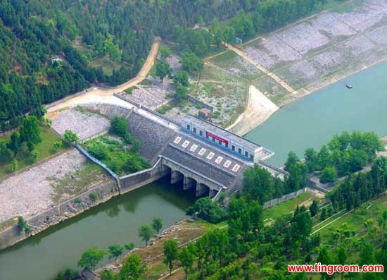 A large scale water transfer project slated to be completed by October this year is set to alleviate some of Beijing