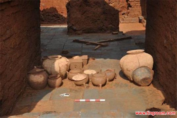 They have also dug out more than 150 burial objects, including iron swords, copper coins, and pottery.
