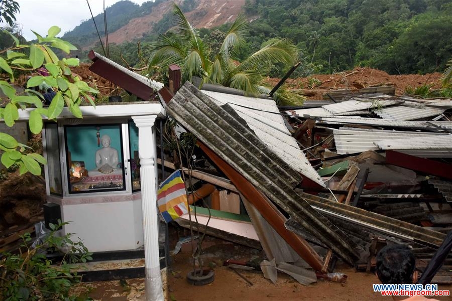 Photo taken on May 18, 2016 shows the site of a landslide in Kegalle District in Sri Lanka. The death toll from Sri Lanka