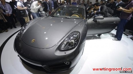 Porsche showed off its new Cayman at the LA motor show last month